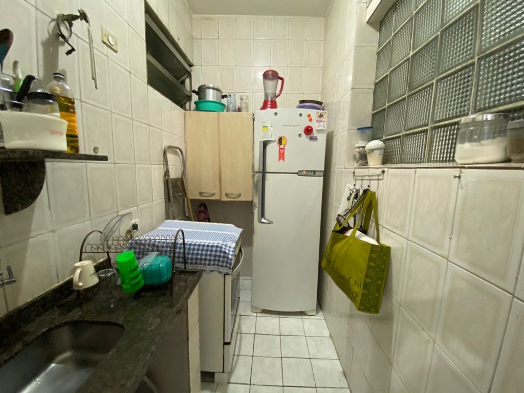 Imagens do imóveis Apartamento de Quarto e Sala na Rua dos Inválidos no Centro do Rio de Janeiro