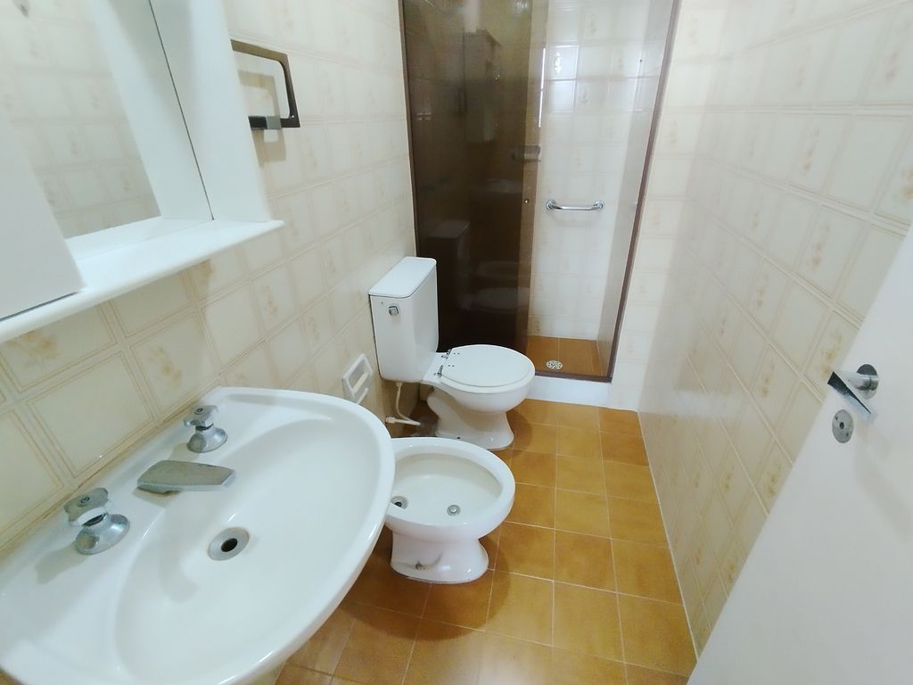 Imagens do imóveis Apartamento sala dois quartos dependência varanda Santa Amélia Rio de Janeiro