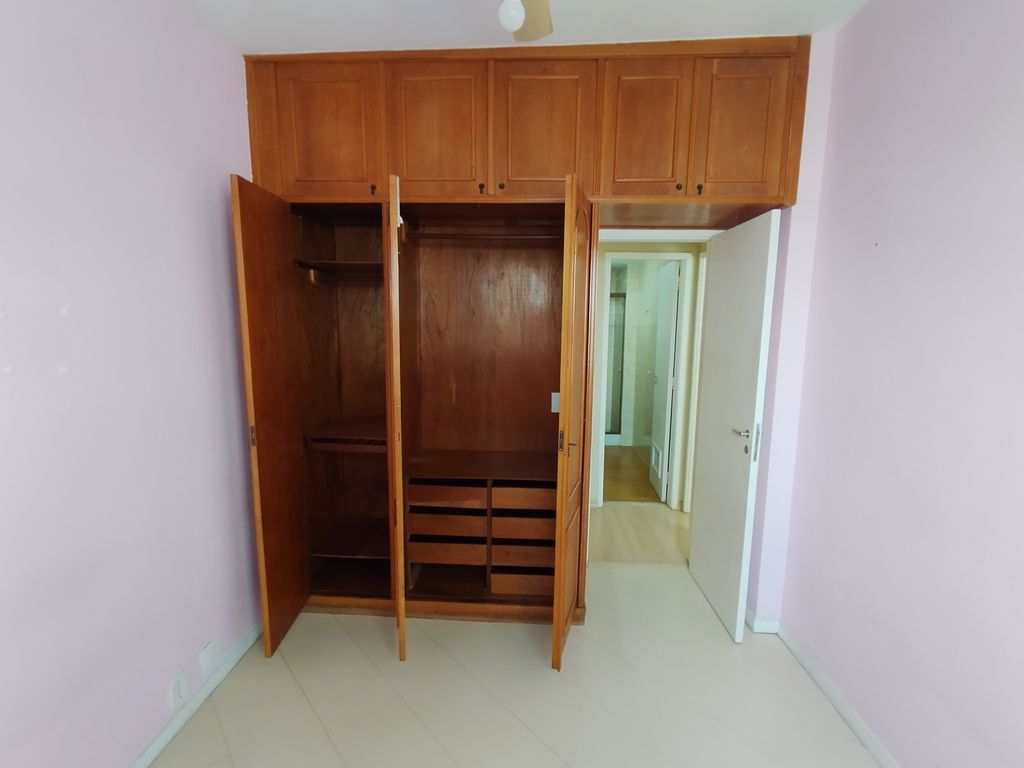 Imagens do imóveis Apartamento sala dois quartos dependência varanda Santa Amélia Rio de Janeiro