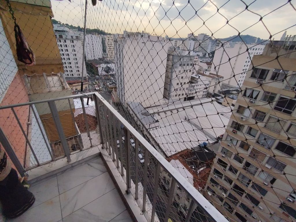 Imagens do imóveis Apartamento de Dois Quartos com Suíte no Centro