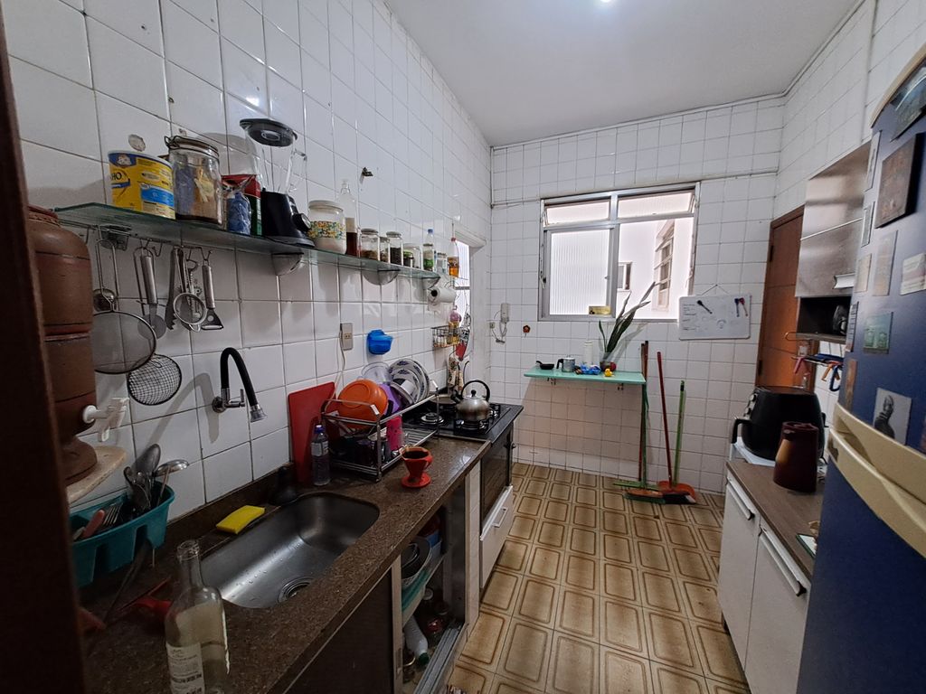 Imagens do imóveis Apartamento Dois Quartos com Dependência na Rua Riachuelo Centro do RJ