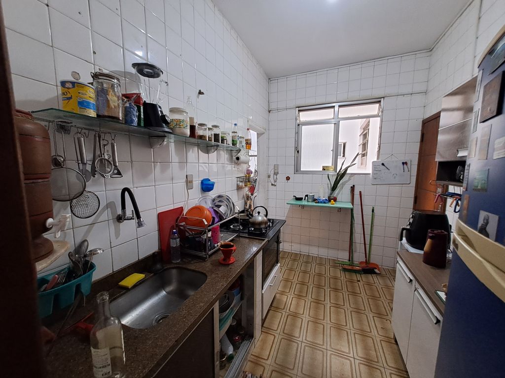 Imagens do imóveis Apartamento Dois Quartos com Dependência na Rua Riachuelo Centro do RJ