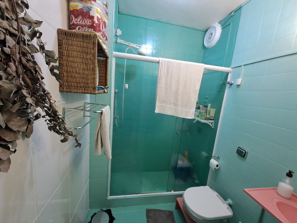 Imagens do imóveis Apartamento Dois Quartos com Dependência na Rua Riachuelo Centro do RJ