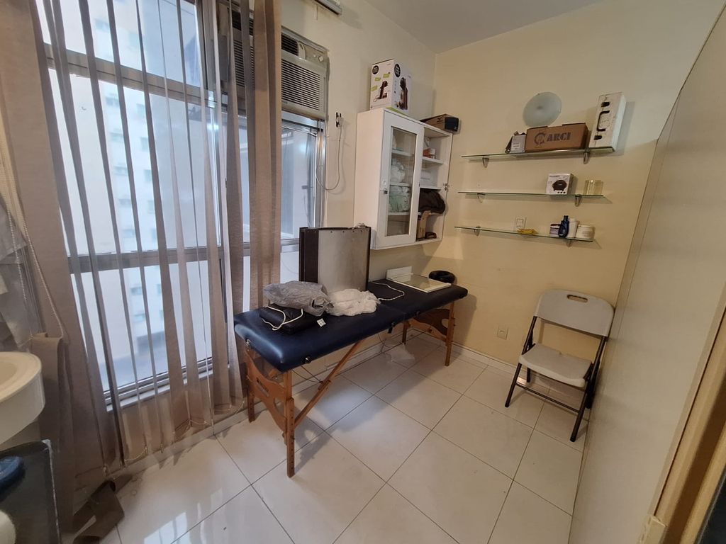 Imagens do imóveis Sala Comercial à Venda no Centro