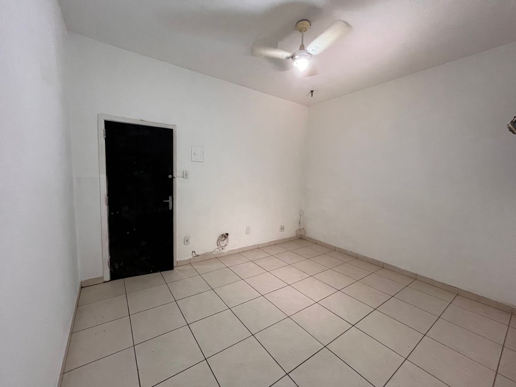 Imagens do imóveis Apartamento de Quarto e Sala na Rua Riachuelo no Centro do Rio de Janeiro