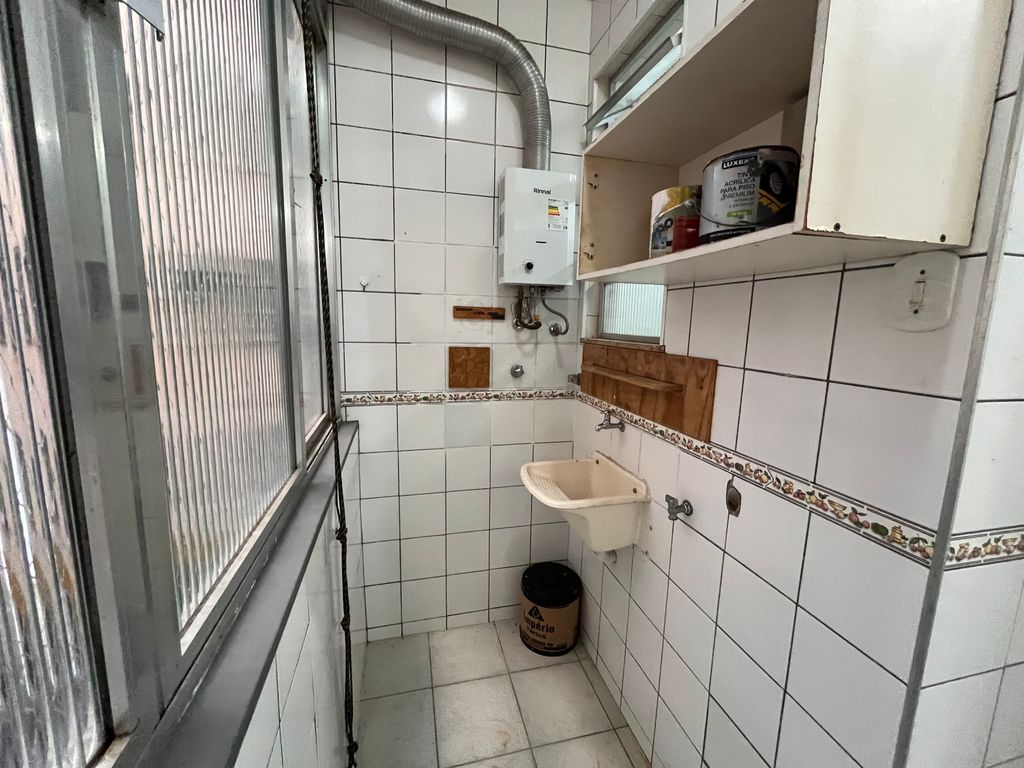 Imagens do imóveis Apartamento de Quarto e Sala na Rua Riachuelo no Centro do Rio de Janeiro