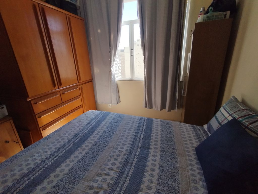Imagens do imóveis Apartamento de sala quarto cozinha banheiro no, bairro de Fátima Rio de Janeiro