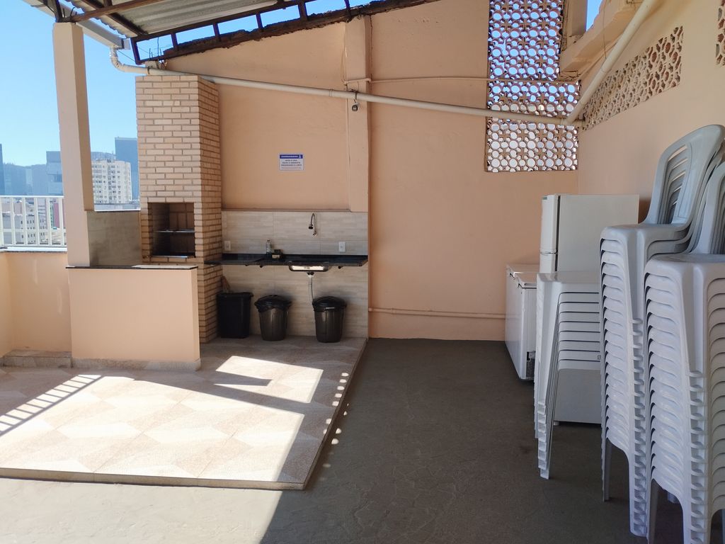 Imagens do imóveis Apartamento de sala quarto cozinha banheiro no, bairro de Fátima Rio de Janeiro