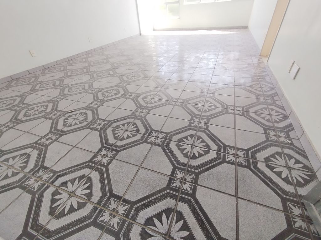 Imagens do imóveis Apartamento de sala e dois quartos com dependência em centro Rio de Janeiro