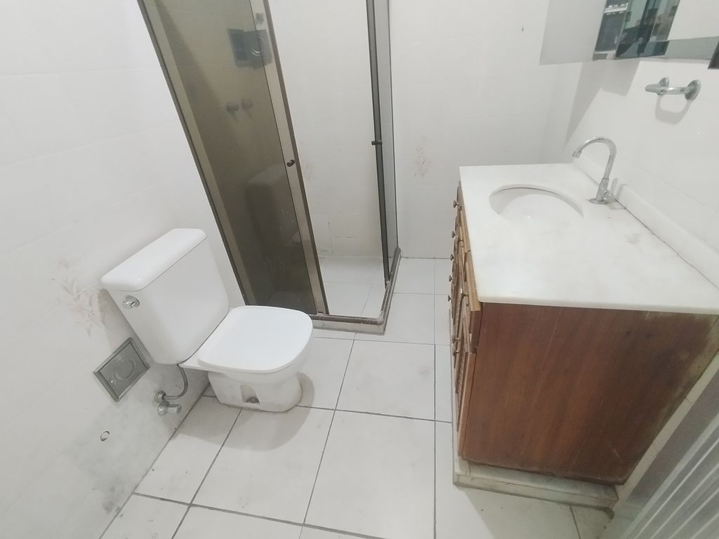 Imagens do imóveis Apartamento de sala e dois quartos com dependência em centro Rio de Janeiro