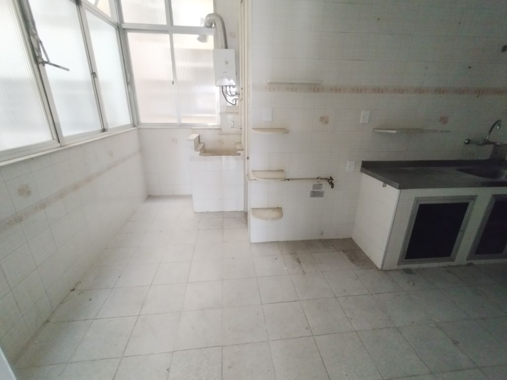 Imagens do imóveis Apartamento de sala e dois quartos com dependência em centro Rio de Janeiro
