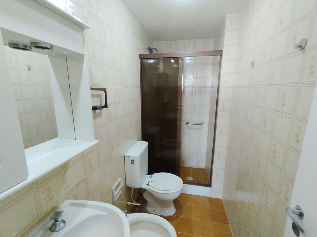 Imagens do imóveis Apartamento sala dois quartos dependência varanda Santa Amélia Rio de Janeiro