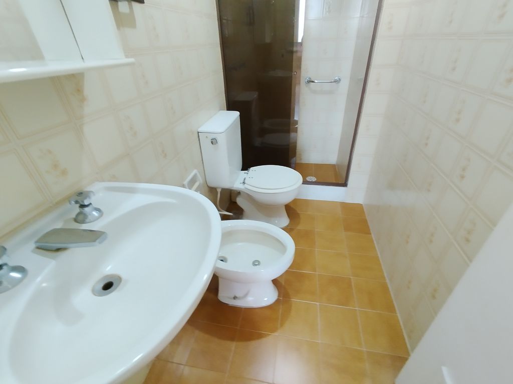 Imagens do imóveis Apartamento sala dois quartos dependência varanda Santa Amélia Rio de Janeiro