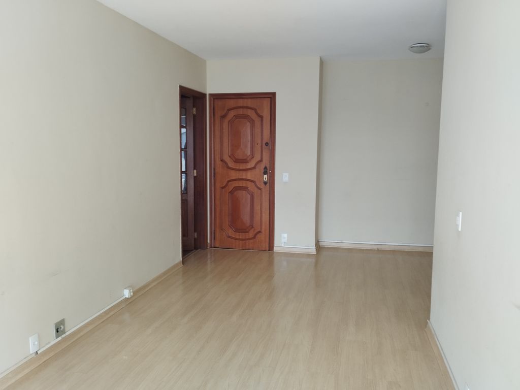 Imagens do imóveis Apartamento sala dois quartos dependência varanda Santa Amélia Rio de Janeiro