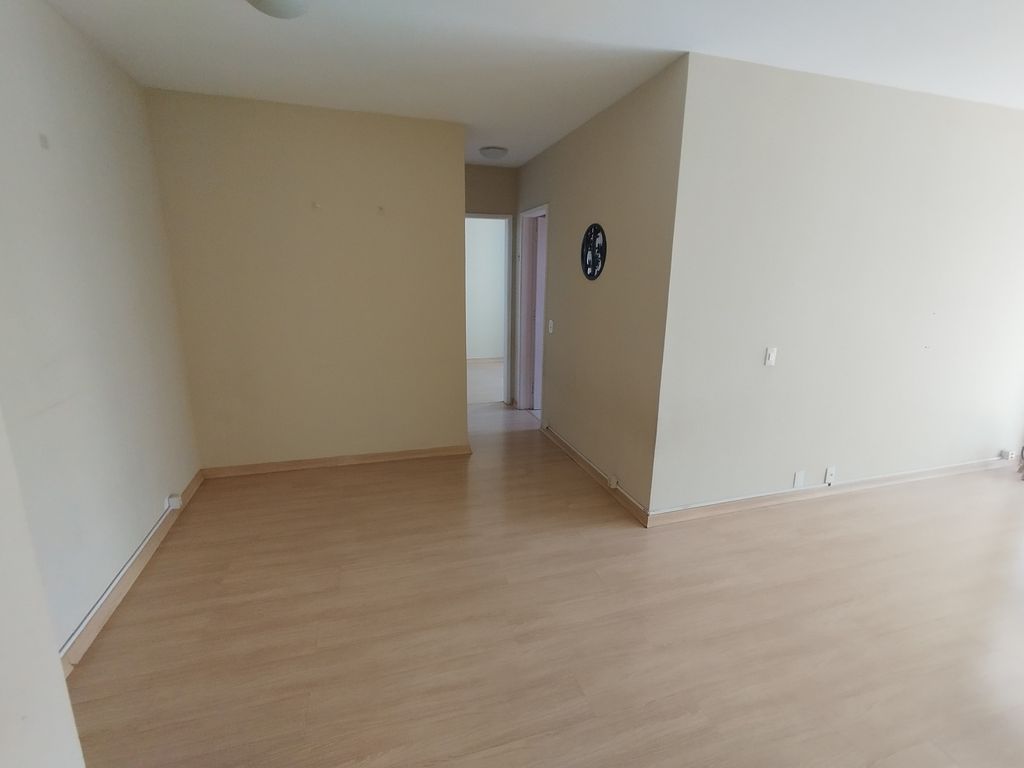 Imagens do imóveis Apartamento sala dois quartos dependência varanda Santa Amélia Rio de Janeiro