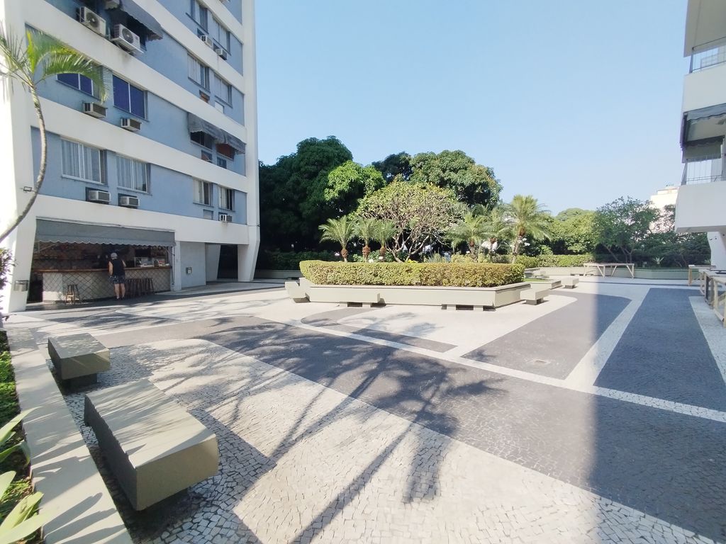 Imagens do imóveis Apartamento sala dois quartos dependência varanda Santa Amélia Rio de Janeiro