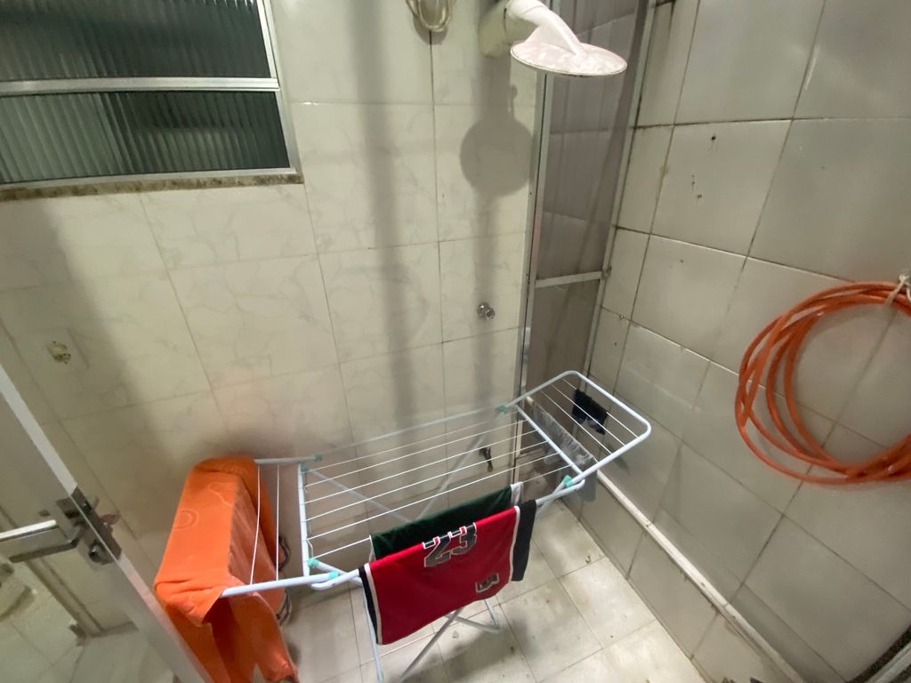 Imagens do imóveis Amplo Apartamento de 2 Quartos + Dependência no Bairro de Fátima Centro do Rio