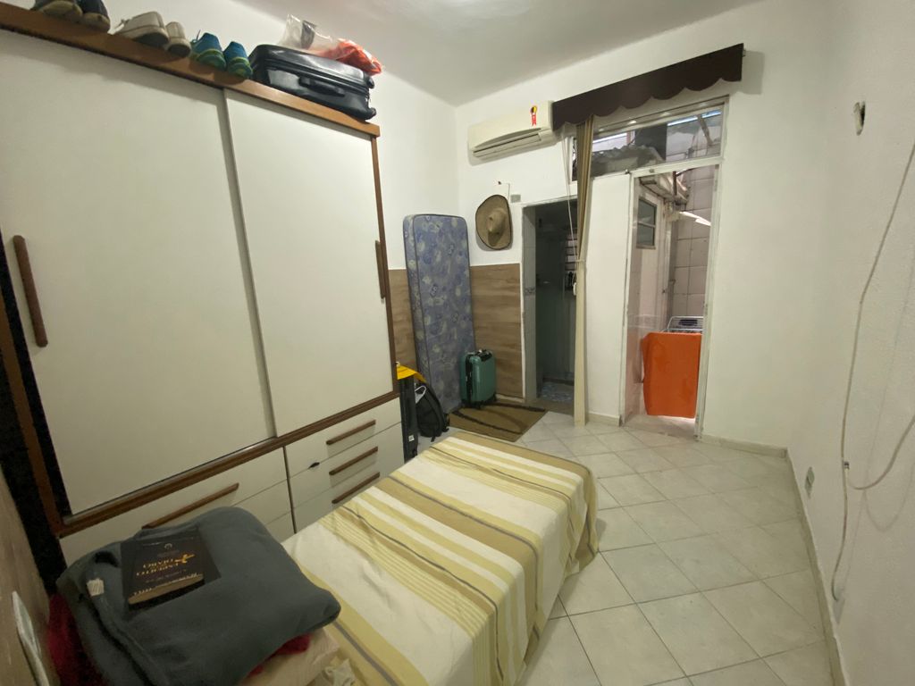 Imagens do imóveis Amplo Apartamento de 2 Quartos + Dependência no Bairro de Fátima Centro do Rio