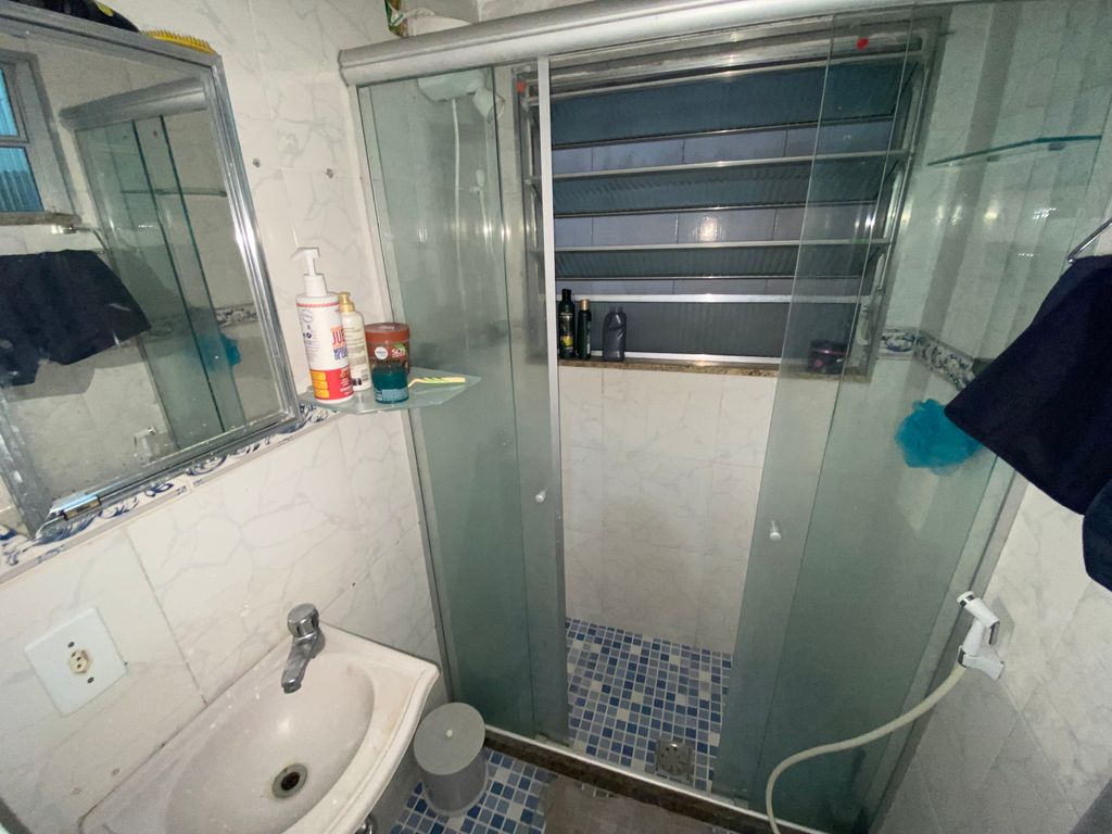 Imagens do imóveis Amplo Apartamento de 2 Quartos + Dependência no Bairro de Fátima Centro do Rio