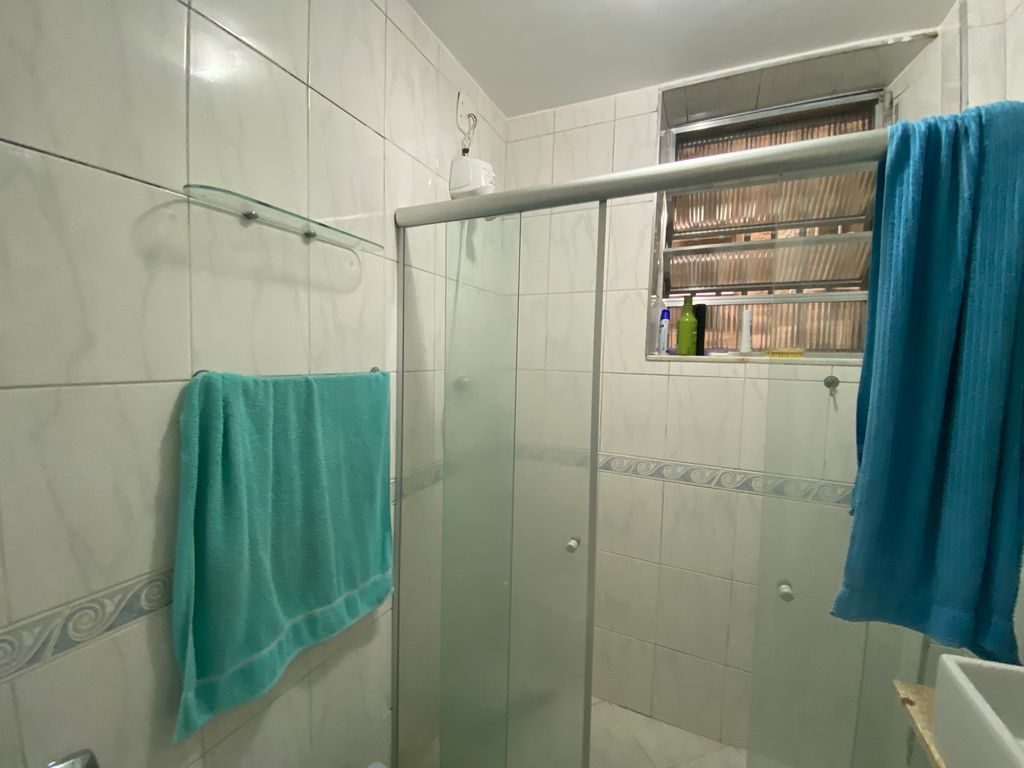 Imagens do imóveis Amplo Apartamento de 2 Quartos + Dependência no Bairro de Fátima Centro do Rio