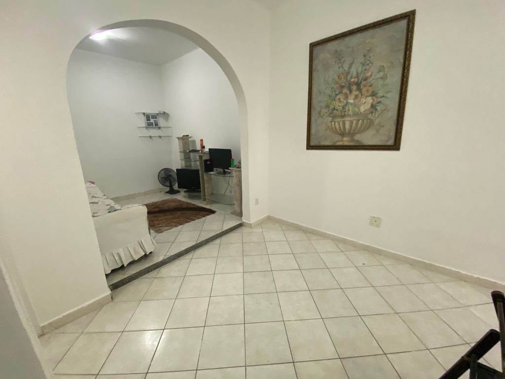 Imagens do imóveis Amplo Apartamento de 2 Quartos + Dependência no Bairro de Fátima Centro do Rio