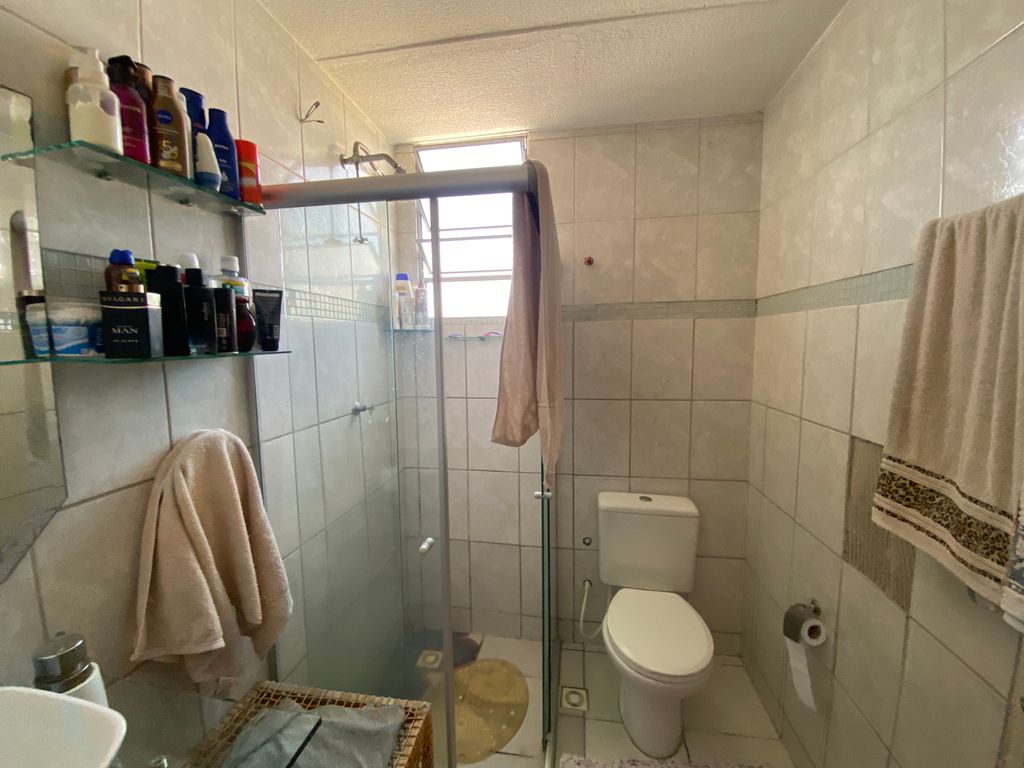 Imagens do imóveis Apartamento de 2 Quartos Pronto para Morar na Rua Frei Caneca Estácio