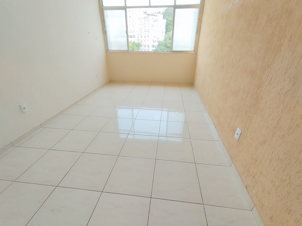 Imagens do imóveis Apartamento de Sala um Quarto e Dependência e Garagem, em centro Rio de Janeiro