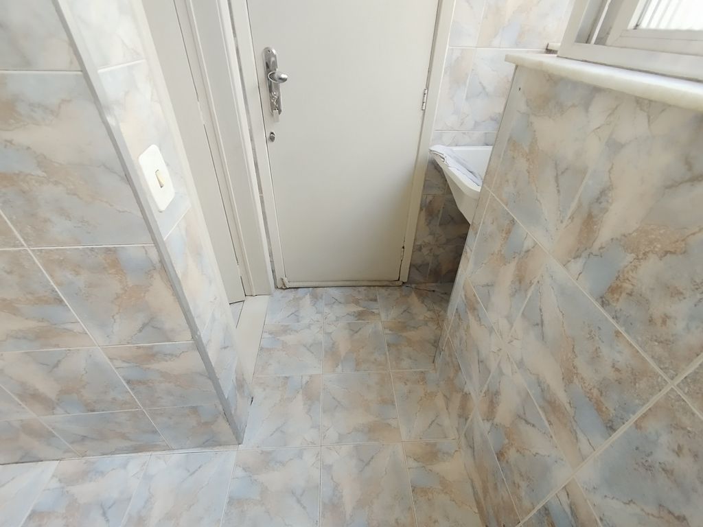 Imagens do imóveis Apartamento de Sala um Quarto e Dependência e Garagem, em centro Rio de Janeiro