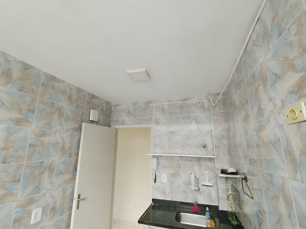 Imagens do imóveis Apartamento de Sala um Quarto e Dependência e Garagem, em centro Rio de Janeiro