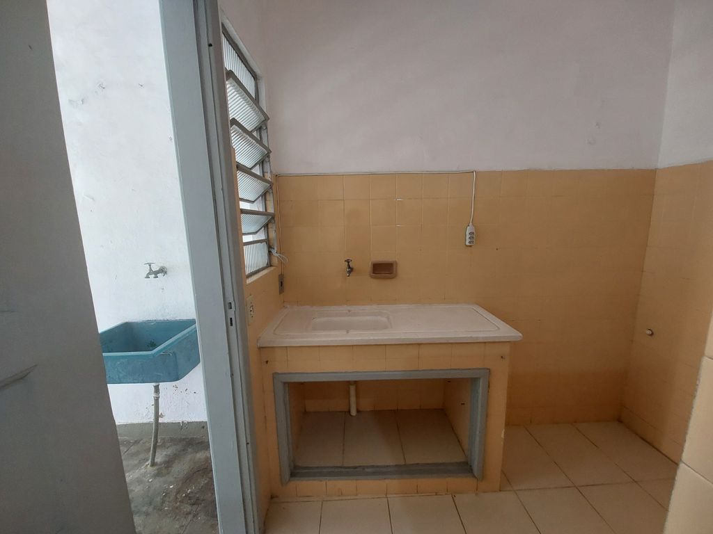 Imagens do imóveis Casa de vila composta de duas casas independentes