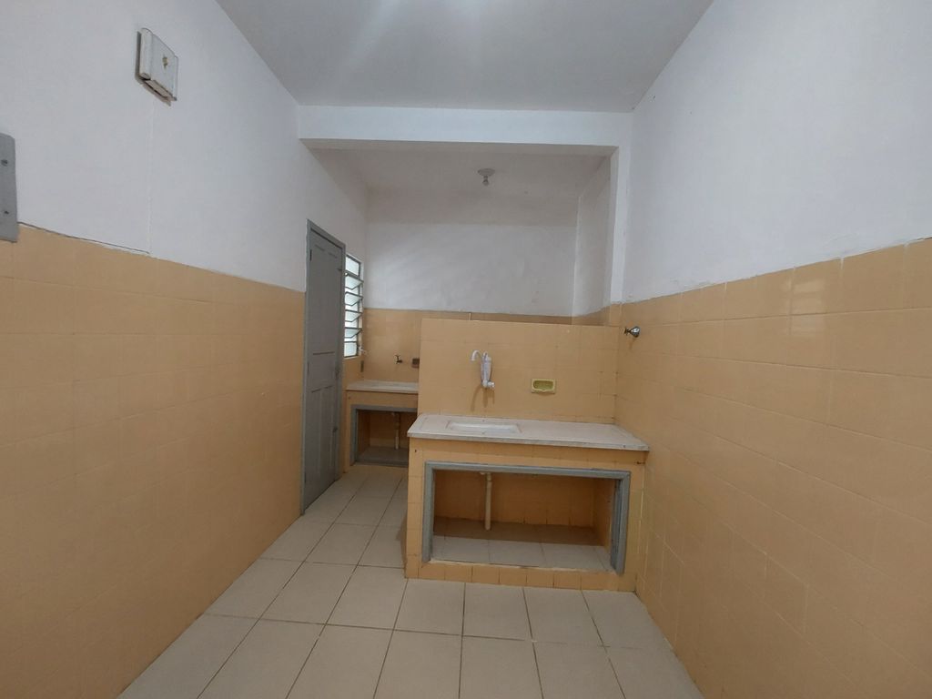 Imagens do imóveis Casa de vila composta de duas casas independentes