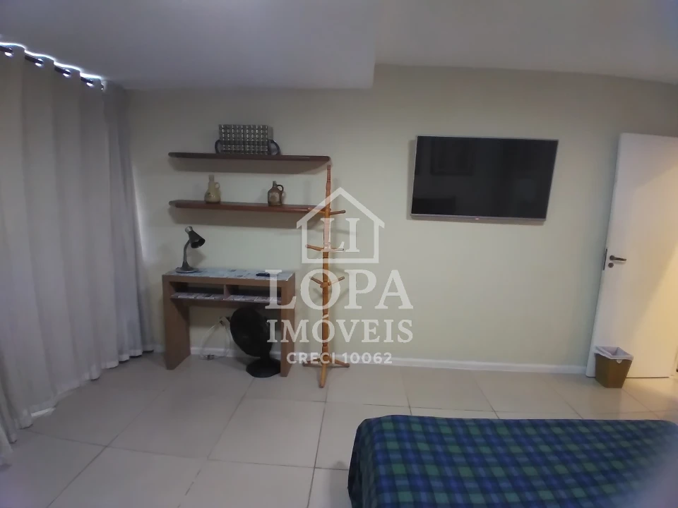 Imagens do imóveis Um apartamento dividido em dois, à venda em Copacabana com cento e vinte metros por  um milhão e quarenta mil reais