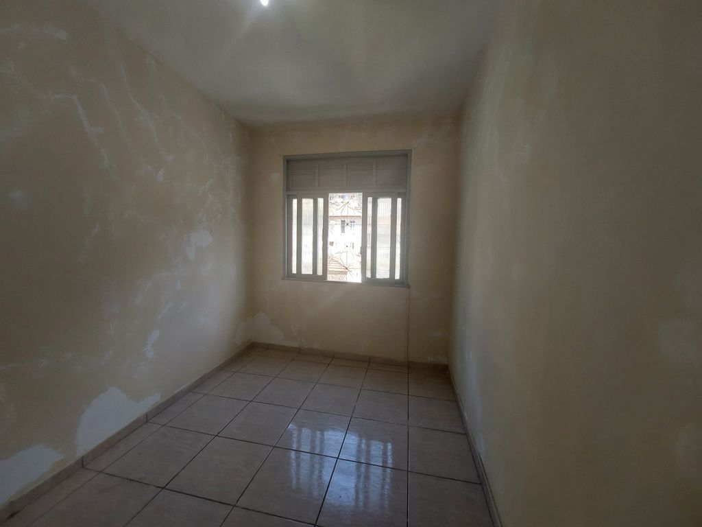 Imagens do imóveis Casa de vila composta de duas casas independentes