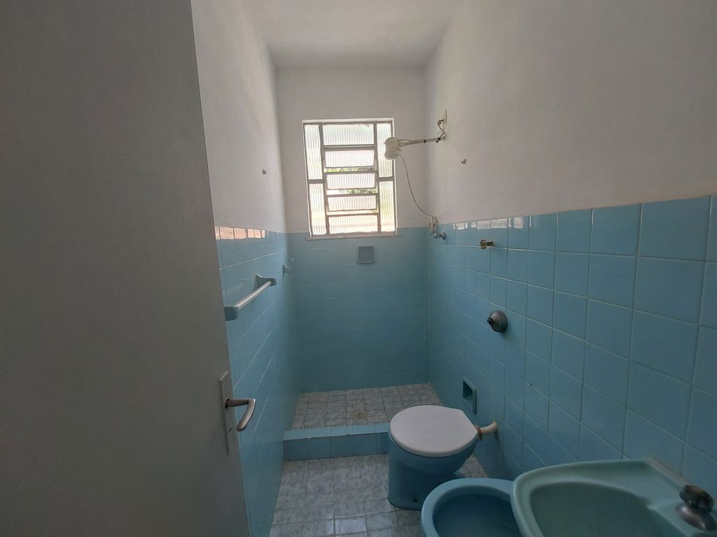 Imagens do imóveis Casa de vila composta de duas casas independentes