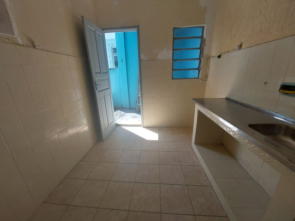 Imagens do imóveis Casa de vila composta de duas casas independentes