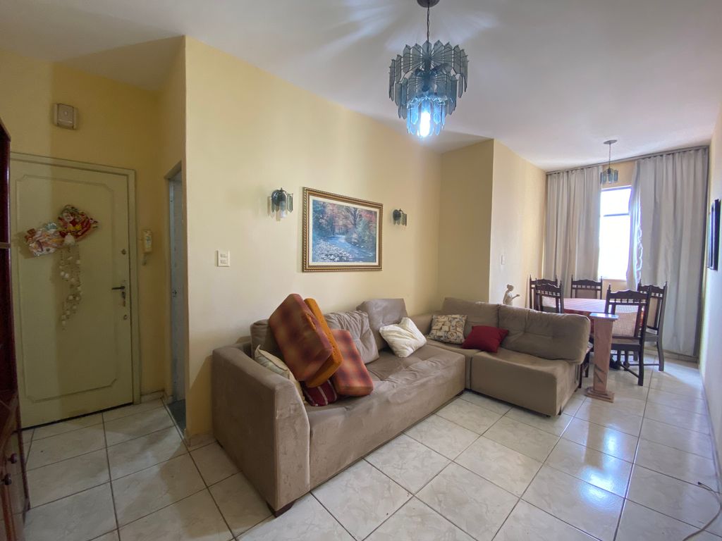 Imagens do imóveis Apartamento de Dois Quartos com Dependência Na Rua do Senado no Centro do RJ