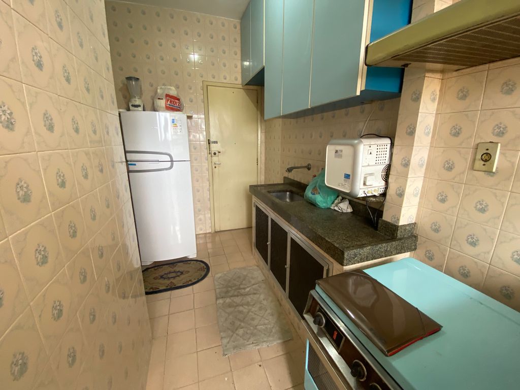 Imagens do imóveis Apartamento de Dois Quartos com Dependência Na Rua do Senado no Centro do RJ