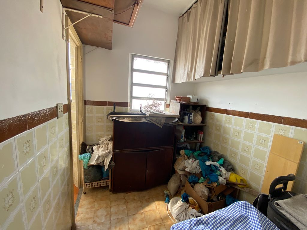 Imagens do imóveis Apartamento de Dois Quartos com Dependência Na Rua do Senado no Centro do RJ