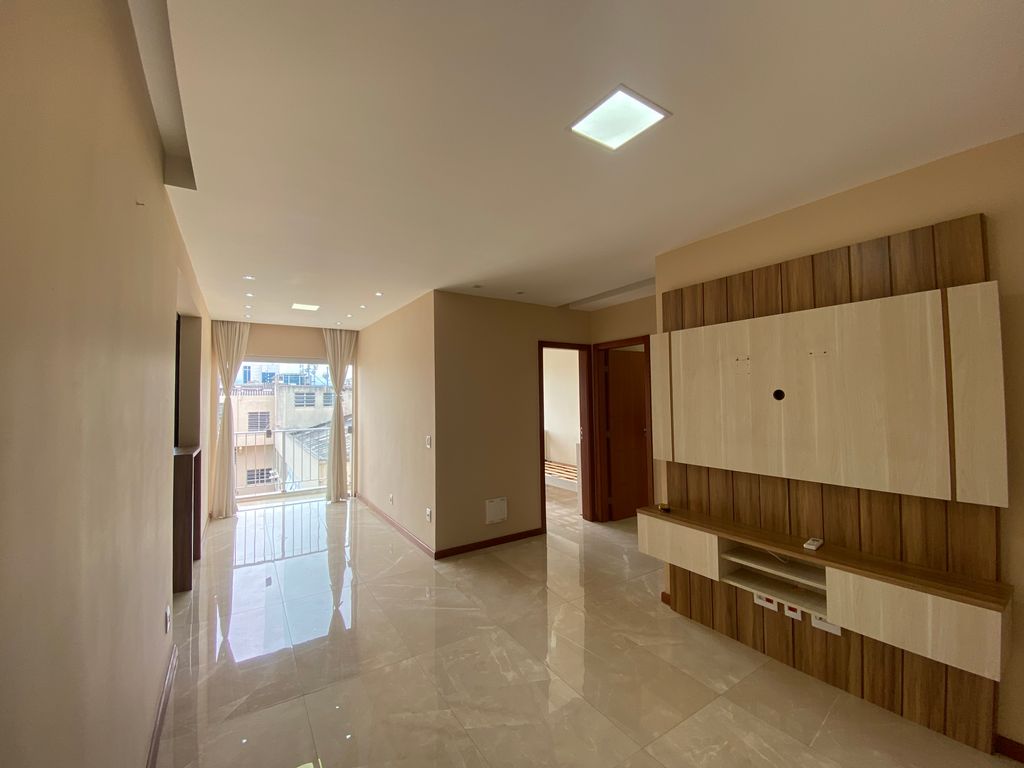 Imagens do imóveis Apartamento de Dois Quartos Reformado + Vaga com Inquilino mensal de 4.000+ Cond