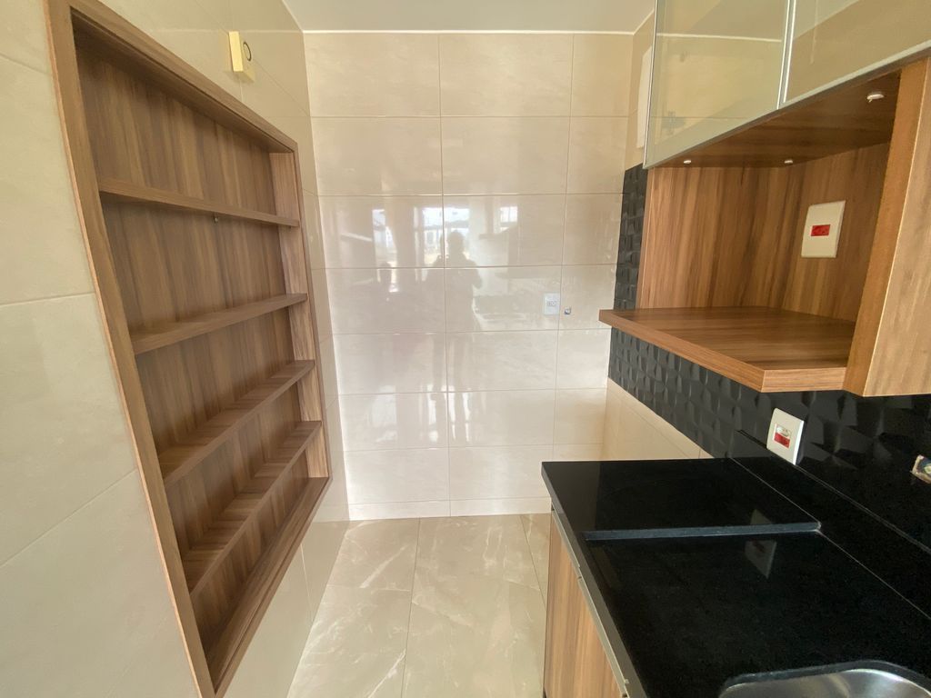 Imagens do imóveis Apartamento de Dois Quartos Reformado + Vaga com Inquilino mensal de 4.000+ Cond