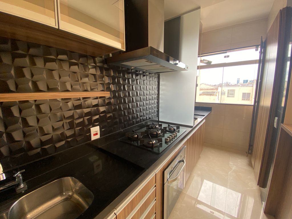 Imagens do imóveis Apartamento de Dois Quartos Reformado + Vaga com Inquilino mensal de 4.000+ Cond