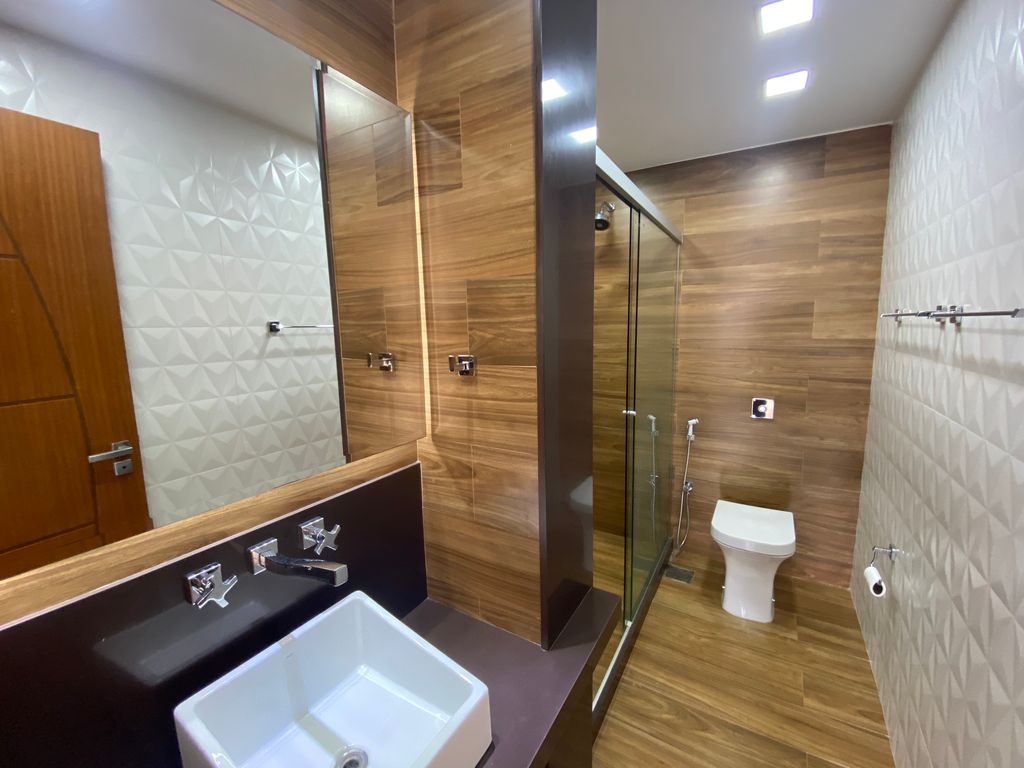 Imagens do imóveis Apartamento de Dois Quartos Reformado + Vaga com Inquilino mensal de 4.000+ Cond