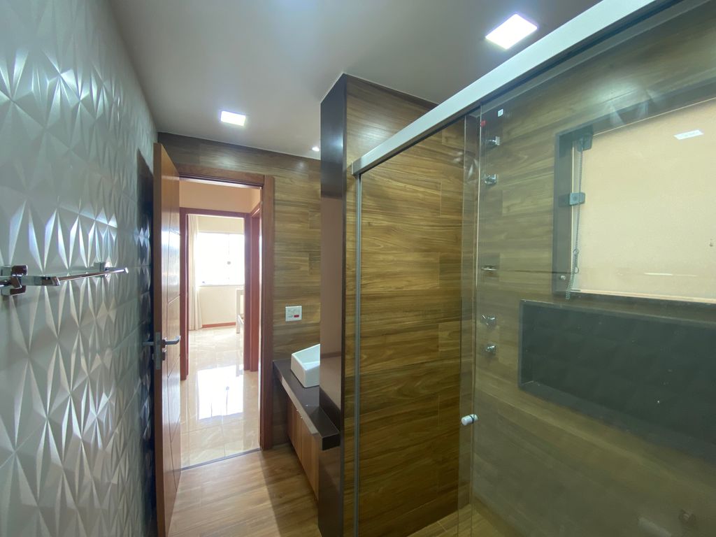 Imagens do imóveis Apartamento de Dois Quartos Reformado + Vaga com Inquilino mensal de 4.000+ Cond