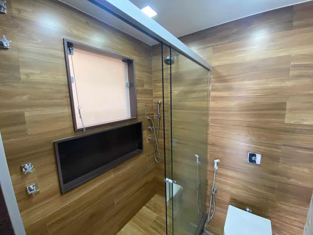 Imagens do imóveis Apartamento de Dois Quartos Reformado + Vaga com Inquilino mensal de 4.000+ Cond