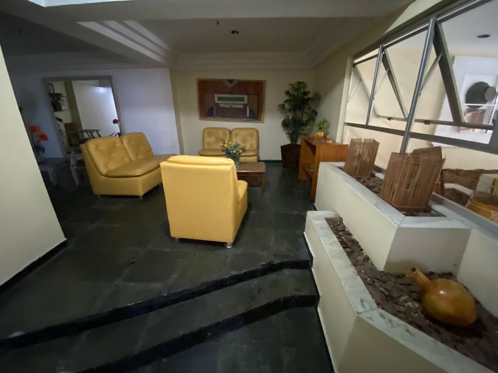 Imagens do imóveis Apartamento de Dois Quartos Reformado + Vaga com Inquilino mensal de 4.000+ Cond