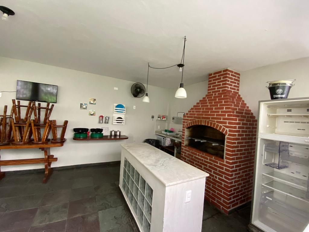 Imagens do imóveis Apartamento de Dois Quartos Reformado + Vaga com Inquilino mensal de 4.000+ Cond