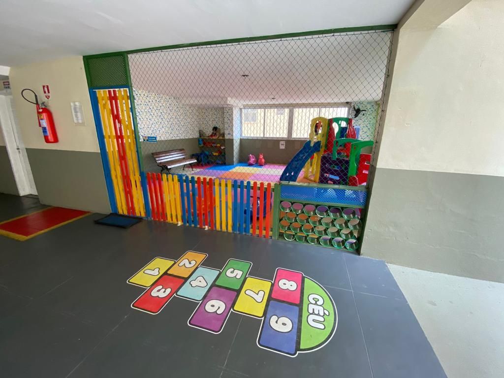 Imagens do imóveis Apartamento de Dois Quartos Reformado + Vaga com Inquilino mensal de 4.000+ Cond