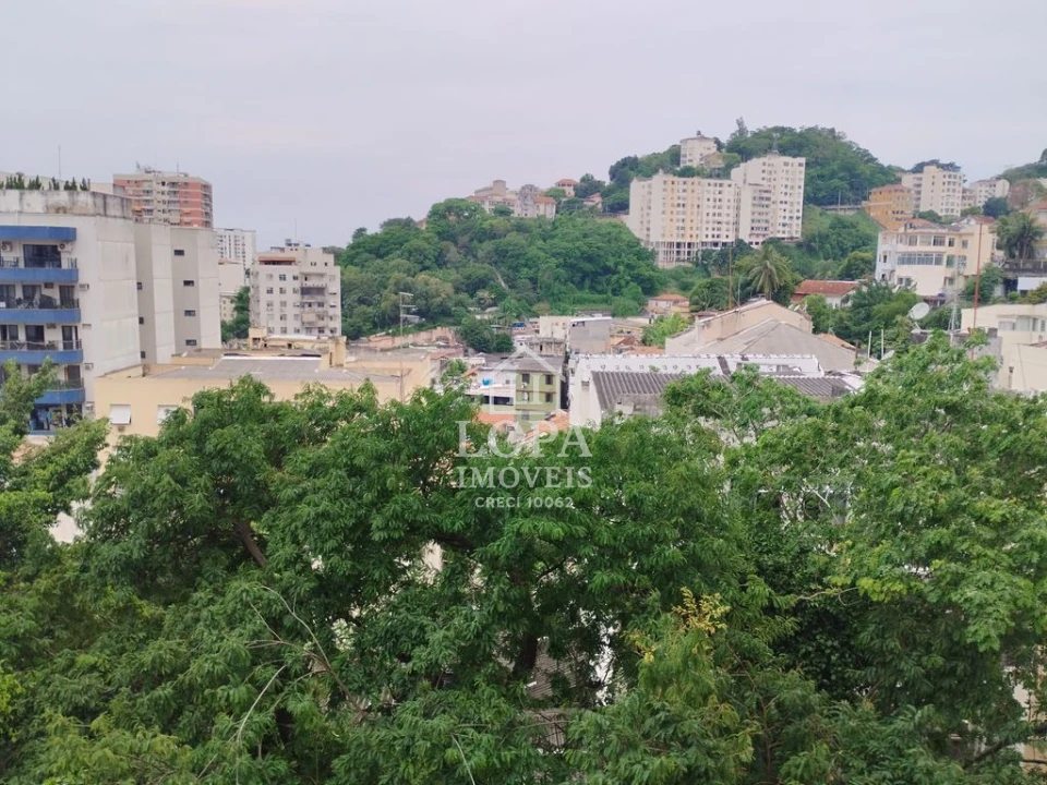 Apartamento de Sala e Quarto para Venda em Santa Teresa