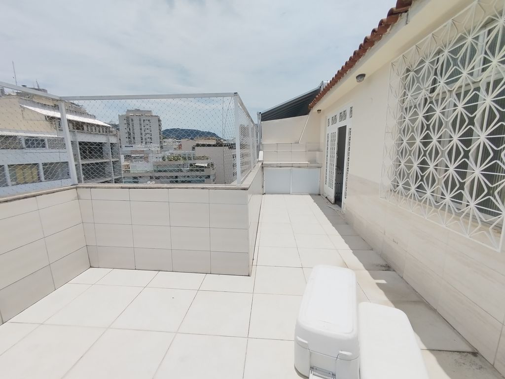 Imagens do imóveis Apartamento Cobertura para Venda de Dois quartos com terraço em Rio de Janeiro