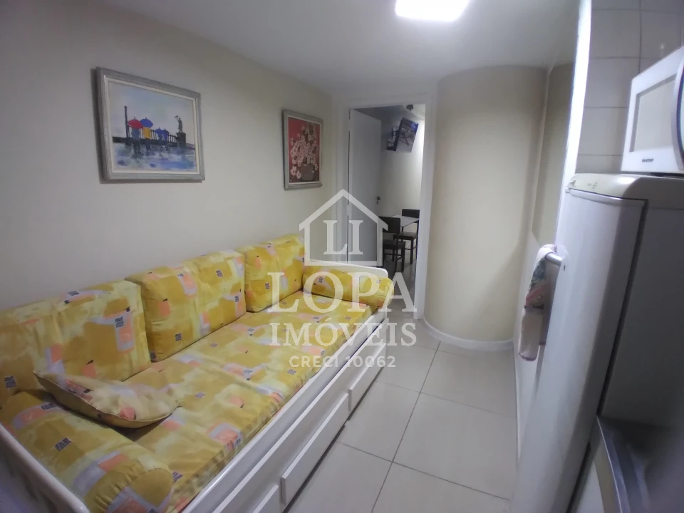 Imagens do imóveis Um apartamento dividido em dois, à venda em Copacabana com cento e vinte metros por  um milhão e quarenta mil reais